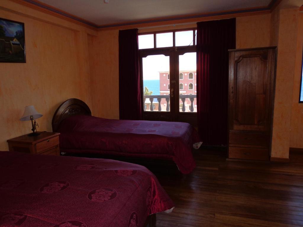 Hostal Real Los Andes Del Lago Copacabana  Esterno foto